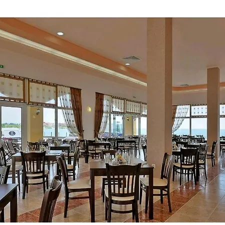 Apartment Midia Grand Aheloy