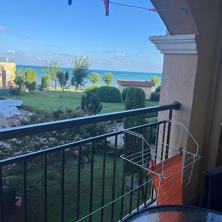 Apartment Midia Grand *